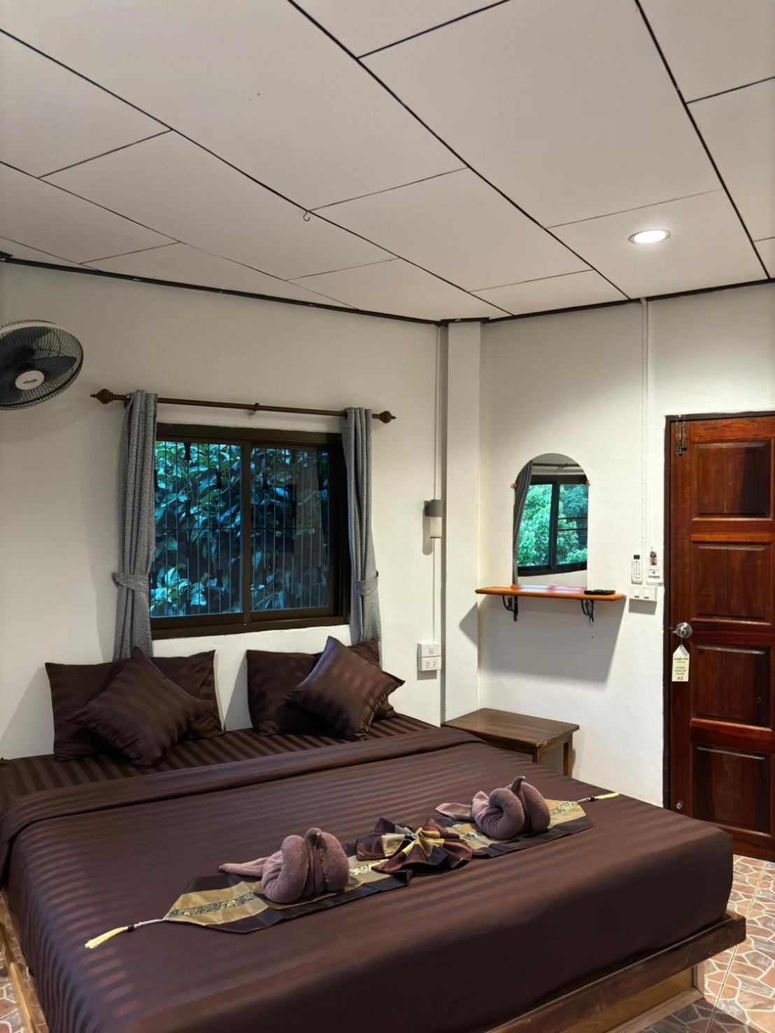 Khao Sok Jungle Huts Resort Khao Sok National Park Ngoại thất bức ảnh